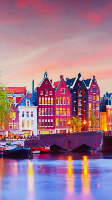 amsterdam_canals.png
